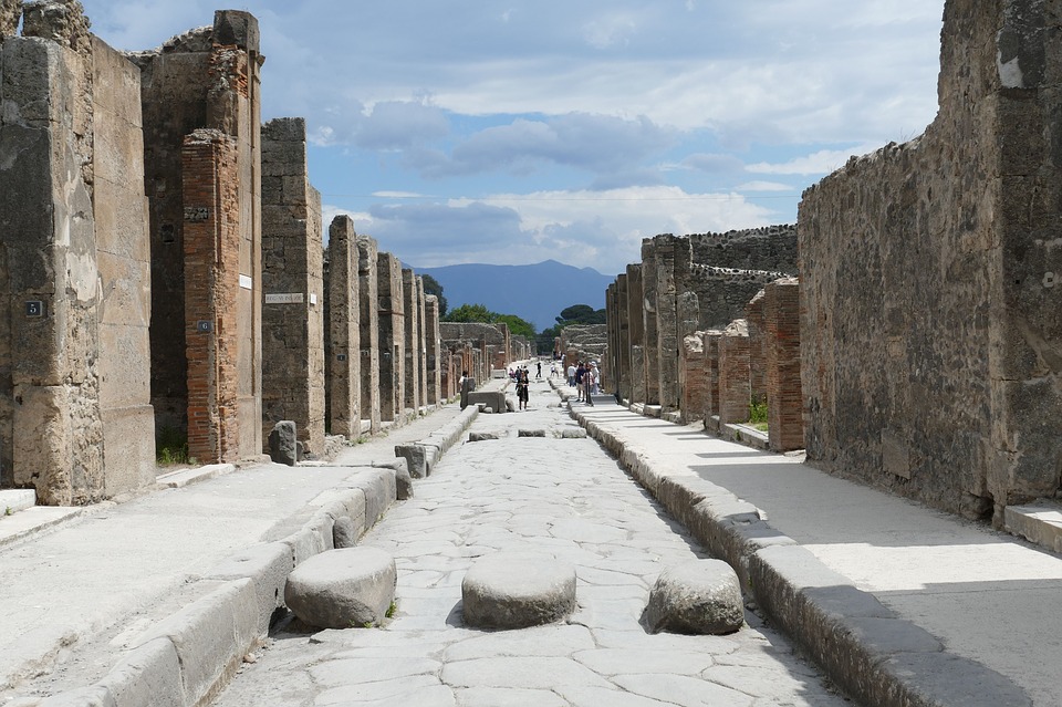 A Napoli e Pompei con il cane Mypethotel.it